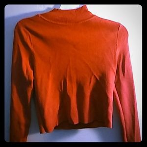 Cute cropped red sweater ♥️